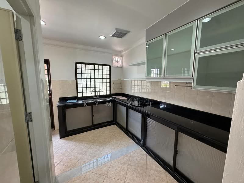 Rumah Teres 2 Tingkat untuk Disewa di Iskandar Puteri (Nusajaya) (Johor) - Kym Kee - Kitchen - PropertyGuru.com.my