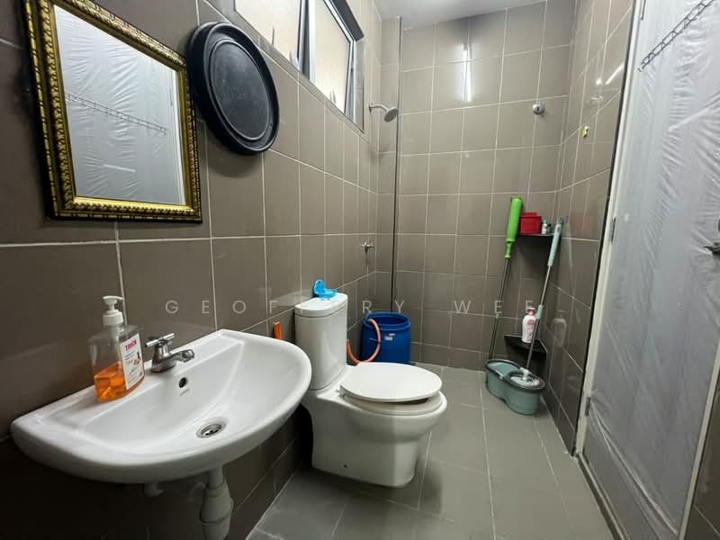 Rumah Teres 2 Tingkat untuk Disewa di Taman Satu Krubong (Krubong) - Geoffery Wee - Bathroom - PropertyGuru.com.my