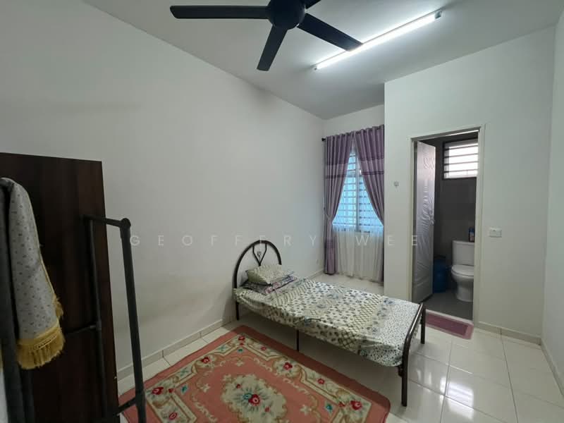 Rumah Teres 2 Tingkat untuk Disewa di Taman Satu Krubong (Krubong) - Geoffery Wee - Bedroom - PropertyGuru.com.my