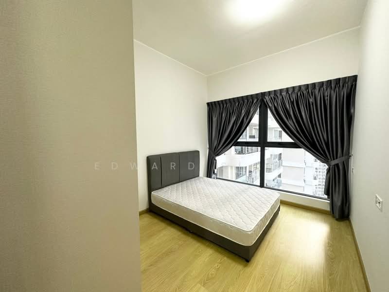 Condominium for Rent at Amberside @ Country Garden Danga Bay - Edward Siow - Bedroom - PropertyGuru.com.my