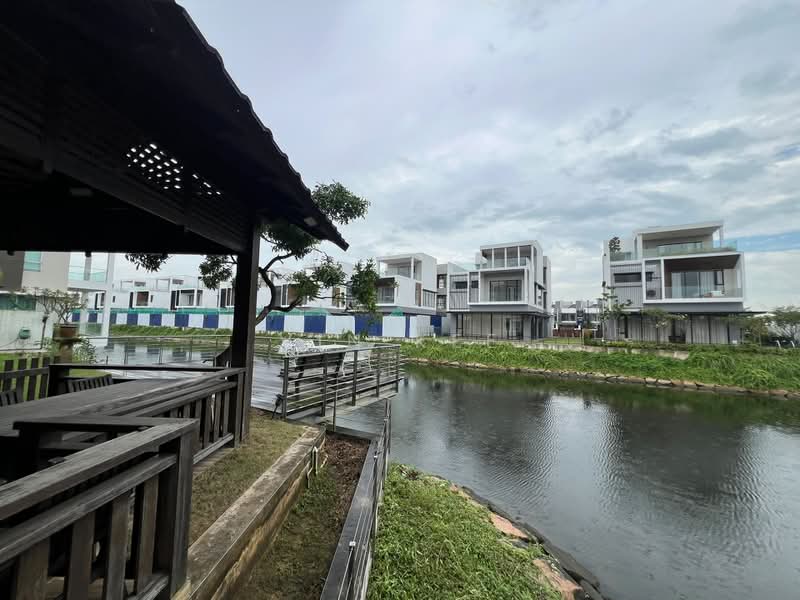 Bungalow for Sale in Senibong (Permas Jaya) - VIN Kee - PropertyGuru.com.my