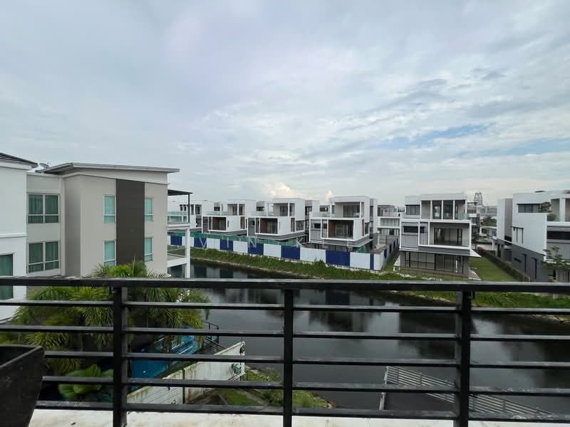 Bungalow for Sale in Senibong (Permas Jaya) - VIN Kee - PropertyGuru.com.my