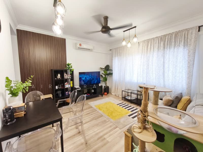 Flat for Sale at Halaman 11 - Khairul Radzi Zainal - Living Room - PropertyGuru.com.my