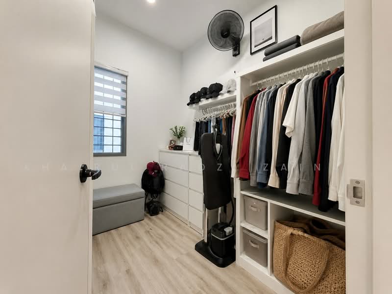 Flat for Sale at Halaman 11 - Khairul Radzi Zainal - Interior - PropertyGuru.com.my