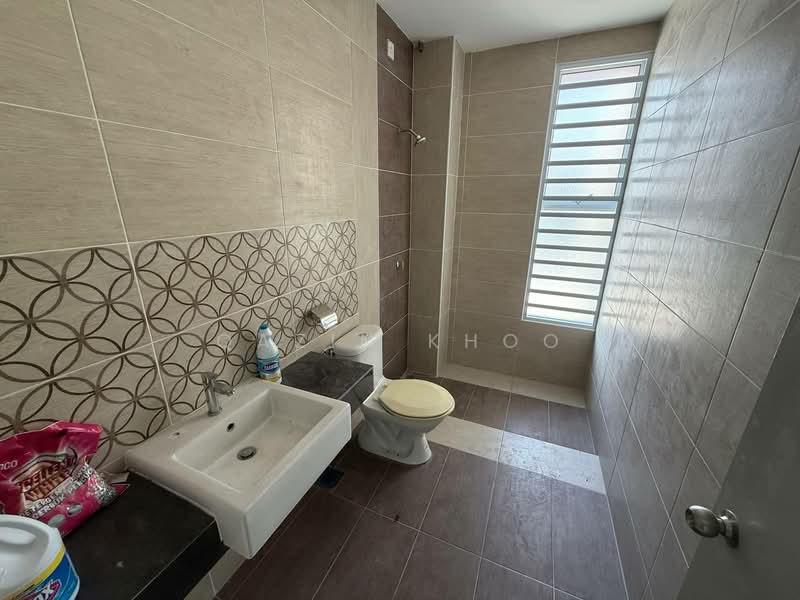 Rumah Teres 2-Tingkat untuk Dijual di Bandar Baru Sri Klebang (Chemor) - Qazin Khoo - Bathroom - PropertyGuru.com.my
