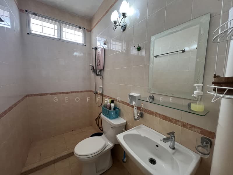 Rumah Teres 2 Tingkat untuk Disewa di Padang Temu (Melaka City) - Geoffery Wee - Bathroom - PropertyGuru.com.my