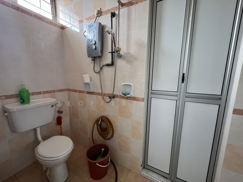Rumah Teres 2 Tingkat untuk Disewa di Padang Temu (Melaka City) - Geoffery Wee - Bathroom - PropertyGuru.com.my