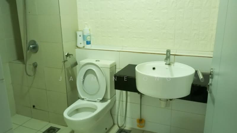 Servis Apartment untuk Disewa di Residences @ 1 Tebrau - Jasmine Ong - Bathroom - PropertyGuru.com.my