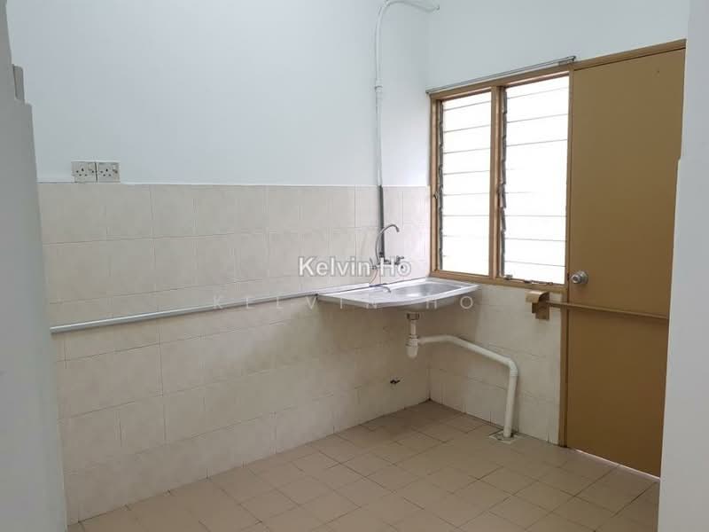 Rumah Teres 2 Tingkat untuk Dijual di Taman Puncak Jalil (Seri Kembangan) - Kelvin Ho - PropertyGuru.com.my
