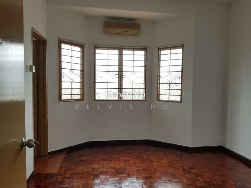 Rumah Teres 2 Tingkat untuk Dijual di Taman Puncak Jalil (Seri Kembangan) - Kelvin Ho - PropertyGuru.com.my