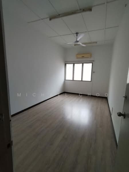 Rumah Teres 2-Tingkat untuk Dijual di Taman Putra Indah (Seri Kembangan) - Michael Choo - Interior - PropertyGuru.com.my