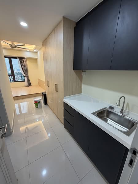 Kondominium untuk Disewa di Residence 8 - Vincent Beh - PropertyGuru.com.my