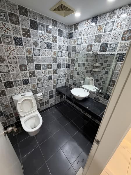 Kondominium untuk Disewa di Residence 8 - Vincent Beh - PropertyGuru.com.my