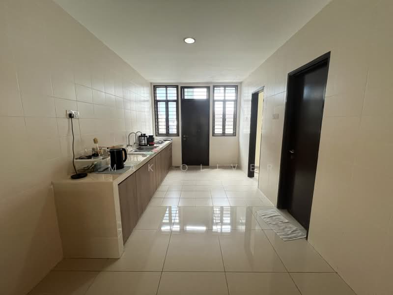 Rumah Teres 2 Tingkat untuk Dijual di Kinrara Residence (Puchong) - Mak Oliver - Kitchen - PropertyGuru.com.my