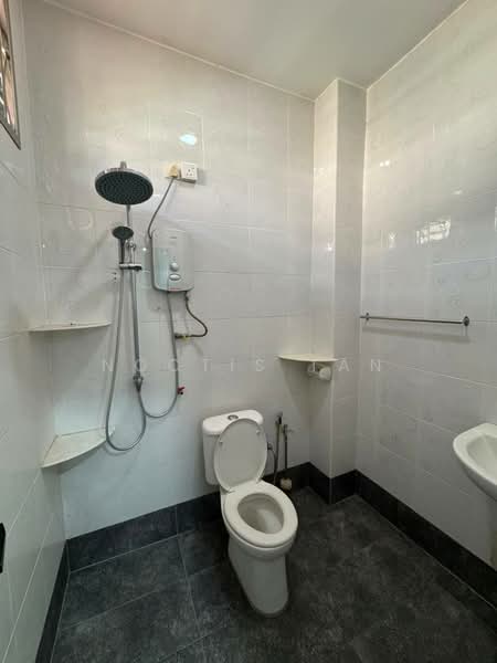 2-storey Terraced House for Sale in Taman Selesa Jaya (Iskandar Puteri (Nusajaya)) - Noctis Tan - Bathroom - PropertyGuru.com.my