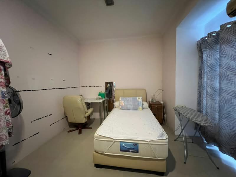 2-storey Terraced House for Sale in Bandar Kinrara Seksyen 5 (Bandar Kinrara) - Kent Lai - Bedroom - PropertyGuru.com.my