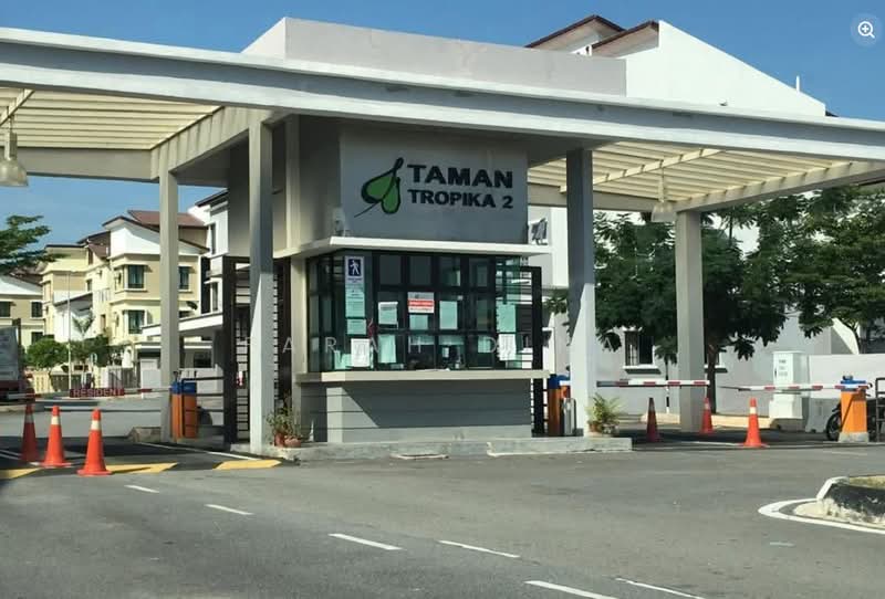 Townhouse for Sale in Taman Tropika (Bangi) - Farah Dina - Exterior - PropertyGuru.com.my