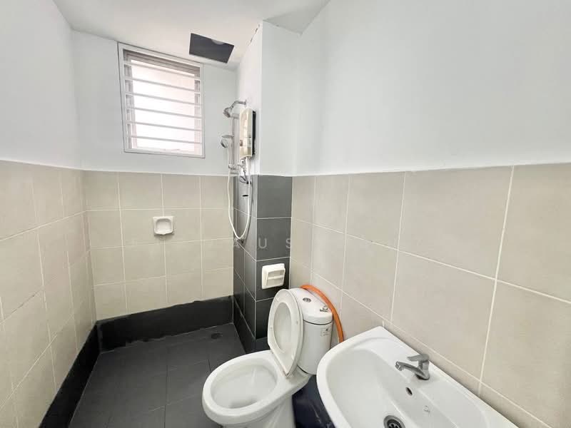 Apartment for Sale at The Residence 1 @ Tiara South - Firdaus Dauz - PropertyGuru.com.my