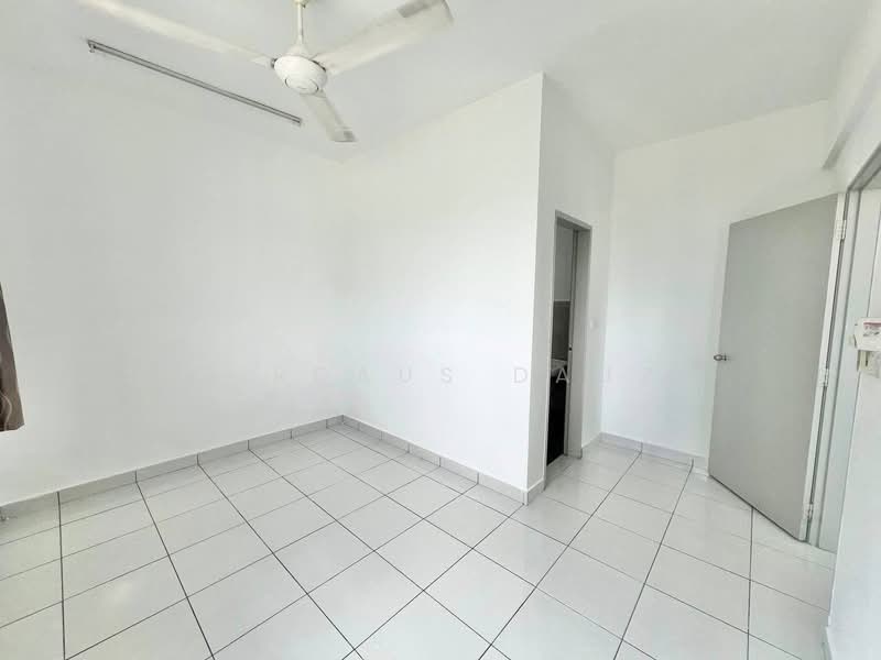 Apartment for Sale at The Residence 1 @ Tiara South - Firdaus Dauz - PropertyGuru.com.my