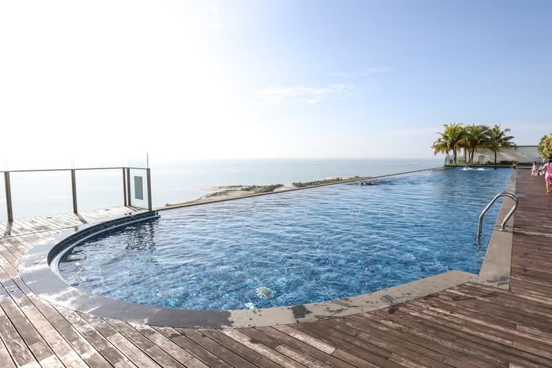 Kondominium untuk Disewa di Silverscape Residences - Geoffery Wee - Pool - PropertyGuru.com.my