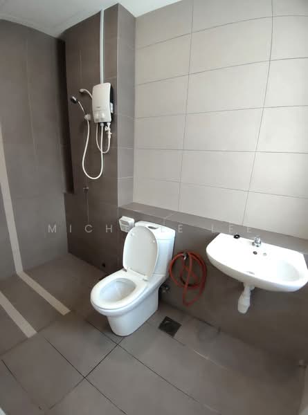 2-storey Terraced House for Sale in Bandar Rimbayu (Telok Panglima Garang) - Michelle Lee - Bathroom - PropertyGuru.com.my