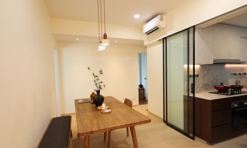 Servis Apartment untuk Dijual di Binastra Cochrane - Inis Aw - Dining Room - PropertyGuru.com.my