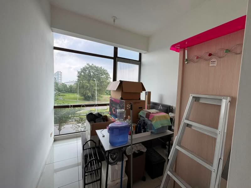 Servis Apartment untuk Dijual di Wave @ Marina Cove - Noctis Tan - Balcony - PropertyGuru.com.my