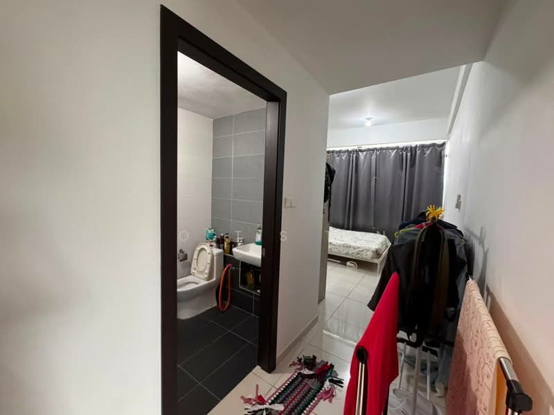 Servis Apartment untuk Dijual di Wave @ Marina Cove - Noctis Tan - Corridor - PropertyGuru.com.my