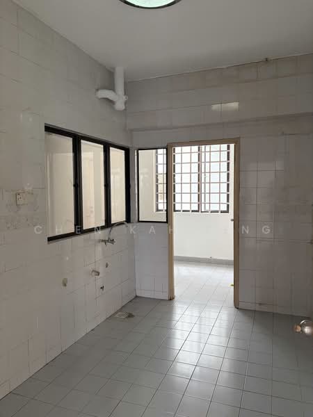 Kondominium untuk Dijual di Prima 16 (Prima Sixteen) - Chen Kah Seng - Kitchen - PropertyGuru.com.my