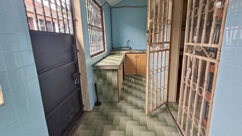 1-storey Terraced House for Sale in Taman Perling (Perling) - JH Yap - Kitchen - PropertyGuru.com.my