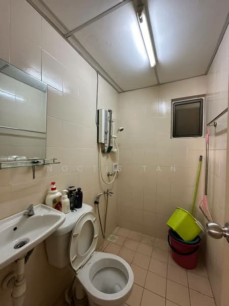 Pangsapuri untuk Dijual di Prima Regency - Noctis Tan - Bathroom - PropertyGuru.com.my