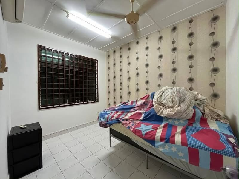 Rumah Teres 1.5 Tingkat untuk Disewa di Taman Perling (Perling) - Jovia Thoh - Bedroom - PropertyGuru.com.my