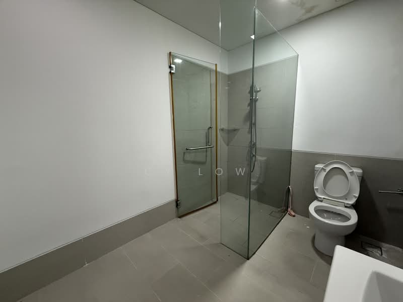 Link Bungalow for Sale in KL City Centre (Kuala Lumpur) - CY Low - Bathroom - PropertyGuru.com.my