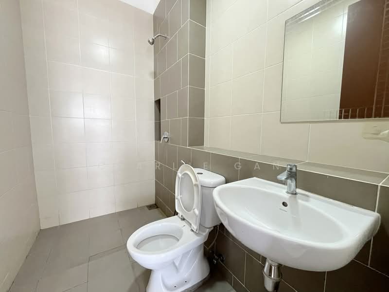 2-storey Terraced House for Rent in Telok Panglima Garang (Selangor) - Charlie Gan - Bathroom - PropertyGuru.com.my