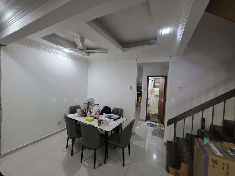 Rumah Teres 2 Tingkat untuk Dijual di Taman Lestari Perdana (Seri Kembangan) - Xavier Chong - Dining Room - PropertyGuru.com.my