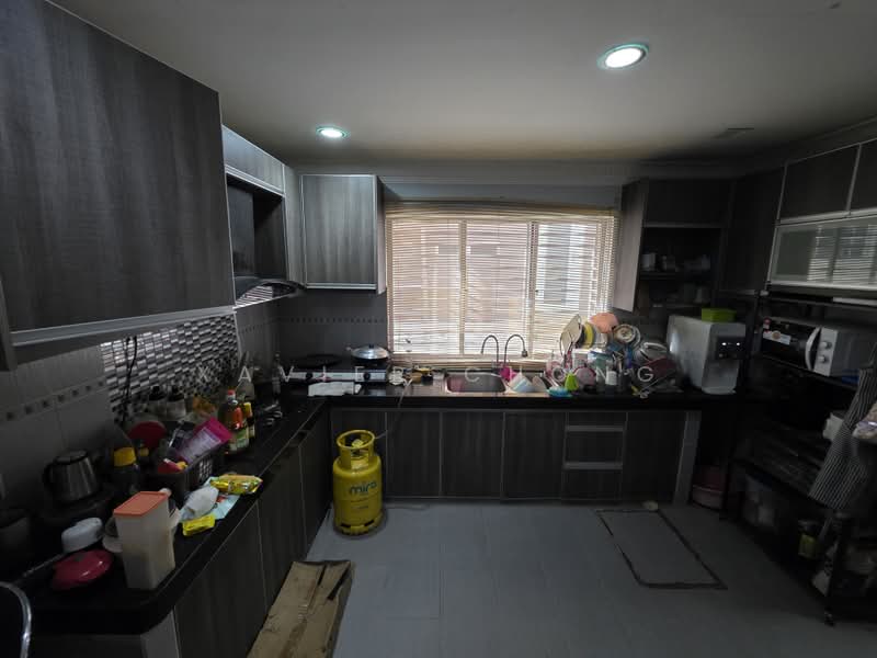 Rumah Teres 2 Tingkat untuk Dijual di Taman Lestari Perdana (Seri Kembangan) - Xavier Chong - Kitchen - PropertyGuru.com.my