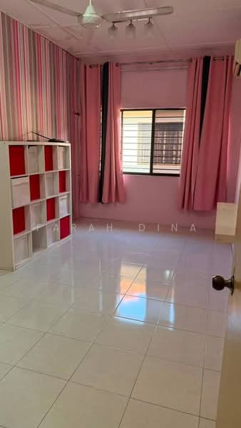 2-storey Terraced House for Sale in Bandar Nusaputra (Puchong) - Farah Dina - Bedroom - PropertyGuru.com.my