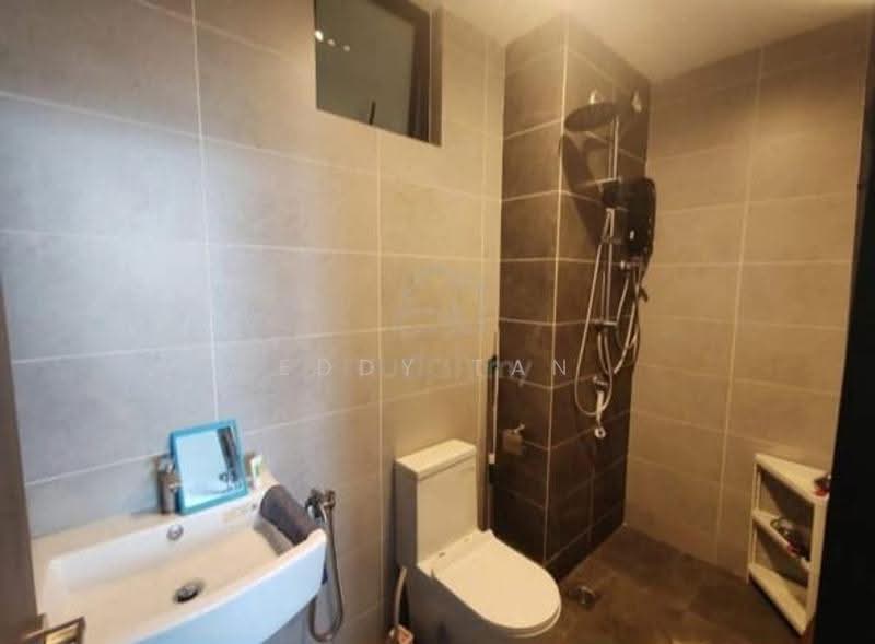 Kediaman Servis untuk Dijual di Twin Tower Residence - Eddy Tan - Bathroom - PropertyGuru.com.my
