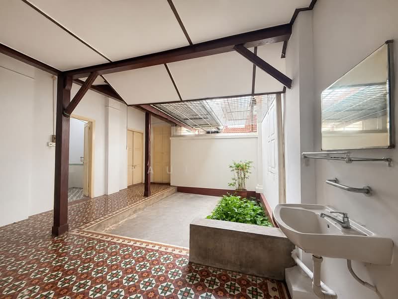 Banglo Komersial untuk Disewa di George Town (Penang) - Paul Lim - Bathroom - PropertyGuru.com.my