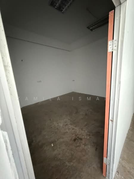 Shop / Office for Rent in Taman M-Residensi (Rawang) - Zamila Ismail - PropertyGuru.com.my