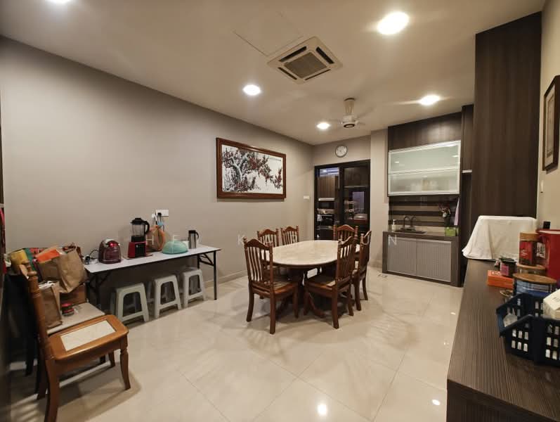 Semi-Detached House for Sale in Bandar Sungai Long (Selangor) - Hei Kar Jun - Dining Room - PropertyGuru.com.my
