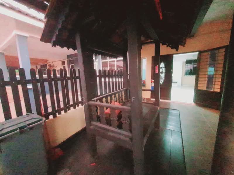 2-storey Terraced House for Sale in Taman Angkasa Nuri (Durian Tunggal) - CHIN FN - Exterior - PropertyGuru.com.my