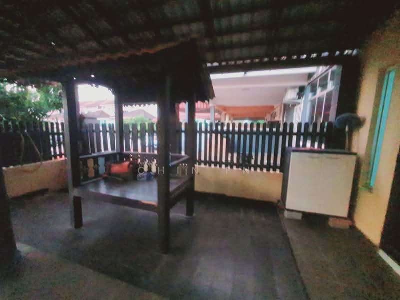 2-storey Terraced House for Sale in Taman Angkasa Nuri (Durian Tunggal) - CHIN FN - Exterior - PropertyGuru.com.my