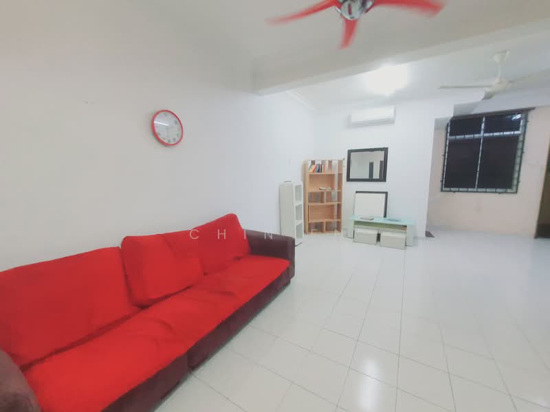2-storey Terraced House for Sale in Taman Angkasa Nuri (Durian Tunggal) - CHIN FN - Living Room - PropertyGuru.com.my
