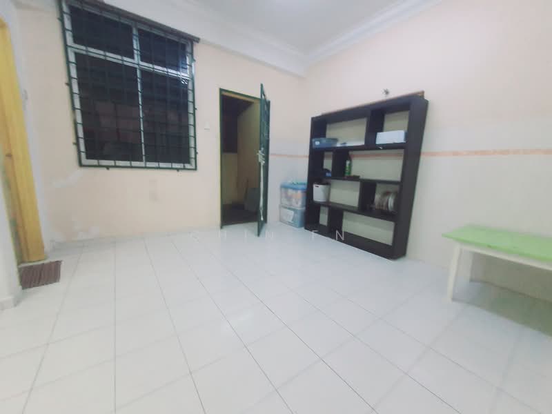 2-storey Terraced House for Sale in Taman Angkasa Nuri (Durian Tunggal) - CHIN FN - Interior - PropertyGuru.com.my