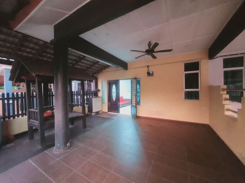 2-storey Terraced House for Sale in Taman Angkasa Nuri (Durian Tunggal) - CHIN FN - Exterior - PropertyGuru.com.my