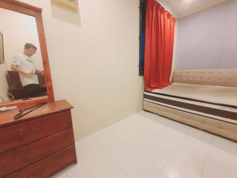 2-storey Terraced House for Sale in Taman Angkasa Nuri (Durian Tunggal) - CHIN FN - Bedroom - PropertyGuru.com.my