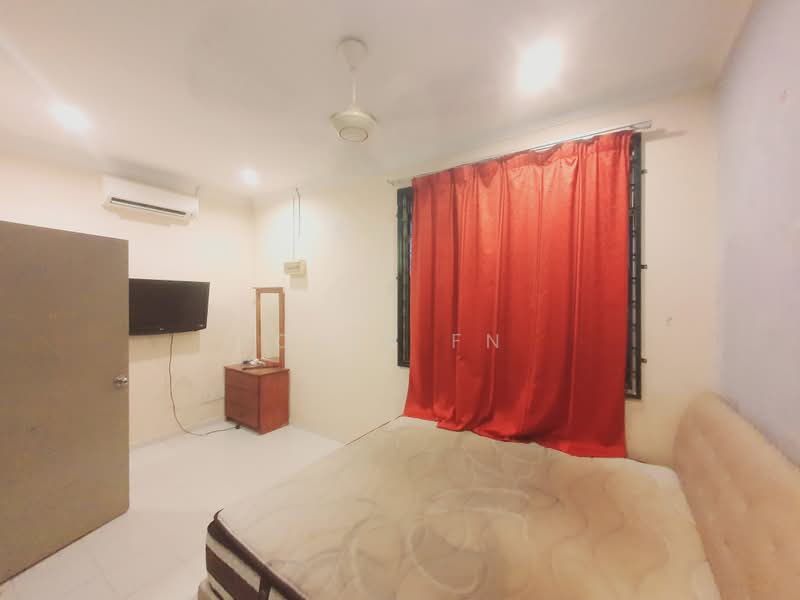 2-storey Terraced House for Sale in Taman Angkasa Nuri (Durian Tunggal) - CHIN FN - Bedroom - PropertyGuru.com.my