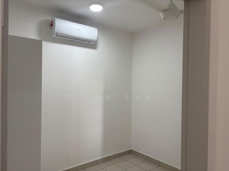 Condominium for Rent at Idaman Bukit Jelutong - Zehan Zaki - PropertyGuru.com.my
