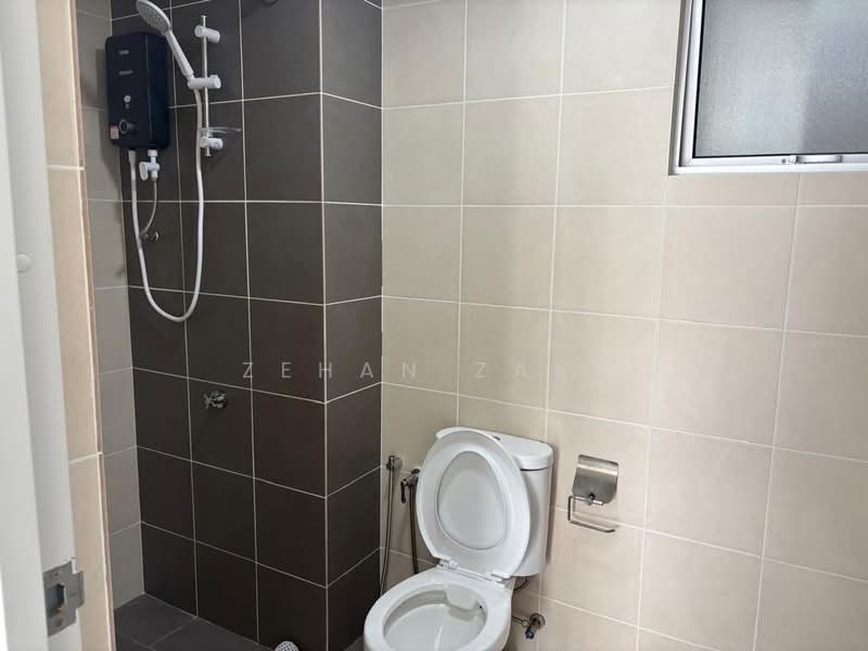 Condominium for Rent at Idaman Bukit Jelutong - Zehan Zaki - PropertyGuru.com.my